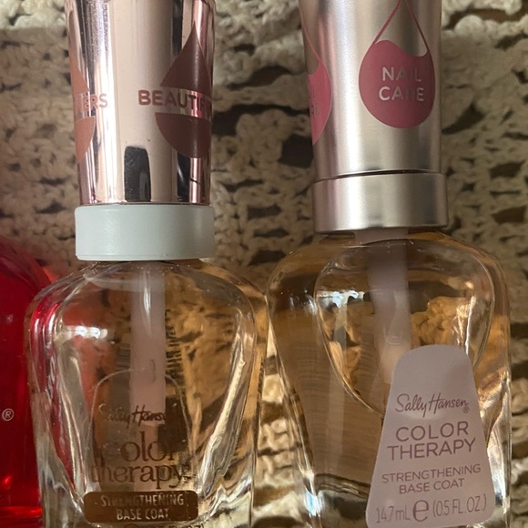 Sally Hansen Bundle - Picture 5 of 5